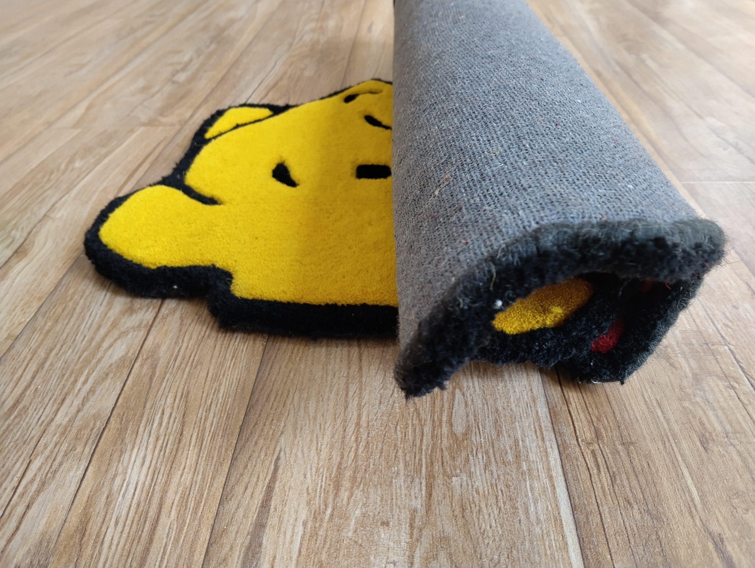 Honey Bear Buddy Rug - ikrugs